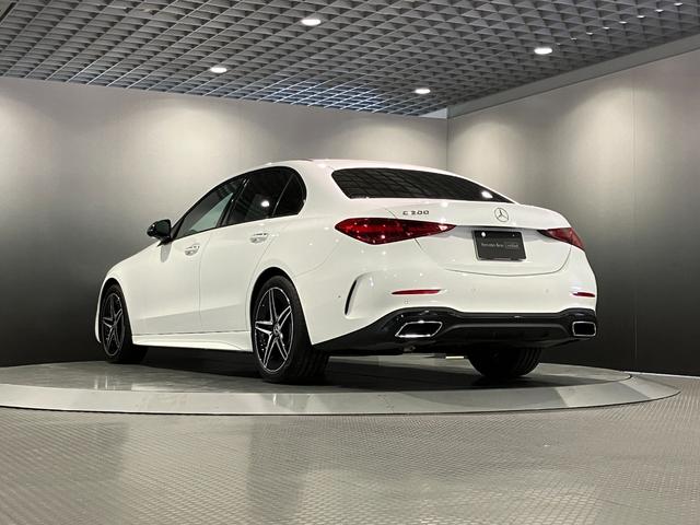 Ｃクラス Ｃ２００　スポーツ　認定中古車　レーダーセーフティーパッケージ　ナイトパッケージ　シートヒーター　３６０°カメラシステム　アンビエントライトプレミアム　本革巻きスポーツステアリング　メモリー付きパワーシート（13枚目）