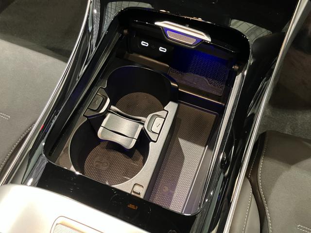 Ｃクラス Ｃ２００　スポーツ　認定中古車　レーダーセーフティーパッケージ　ナイトパッケージ　シートヒーター　３６０°カメラシステム　アンビエントライトプレミアム　本革巻きスポーツステアリング　メモリー付きパワーシート（28枚目）