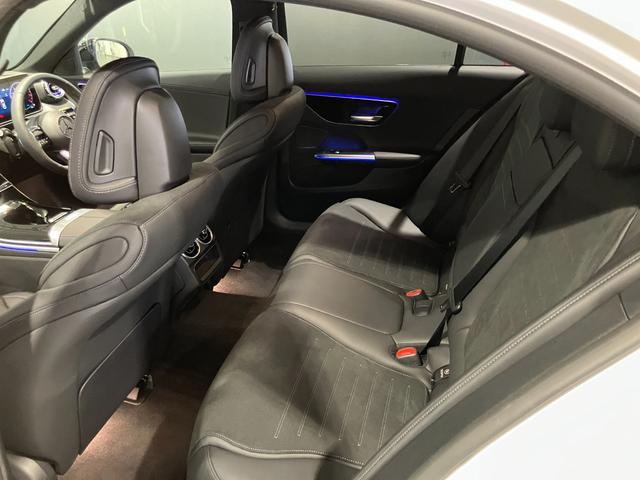 Ｃクラス Ｃ２００　スポーツ　認定中古車　レーダーセーフティーパッケージ　ナイトパッケージ　シートヒーター　３６０°カメラシステム　アンビエントライトプレミアム　本革巻きスポーツステアリング　メモリー付きパワーシート（34枚目）