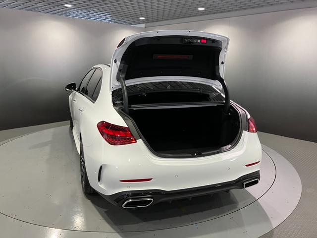 Ｃクラス Ｃ２００　スポーツ　認定中古車　レーダーセーフティーパッケージ　ナイトパッケージ　シートヒーター　３６０°カメラシステム　アンビエントライトプレミアム　本革巻きスポーツステアリング　メモリー付きパワーシート（56枚目）