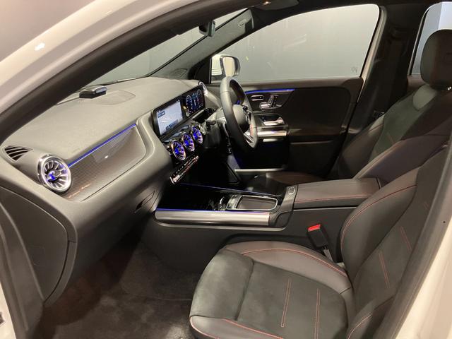 ＧＬＡクラス ＧＬＡ２００ｄ　４マチック　ＡＭＧラインパッケージ　認定中古車保証　オパリスホワイト　３６０度カメラシステム　メモリー付きパワーシート　マルチビームＬＥＤヘッドライト　本革巻スポーツステアリング　アダプティブダンピングシステム付サスペンション（16枚目）