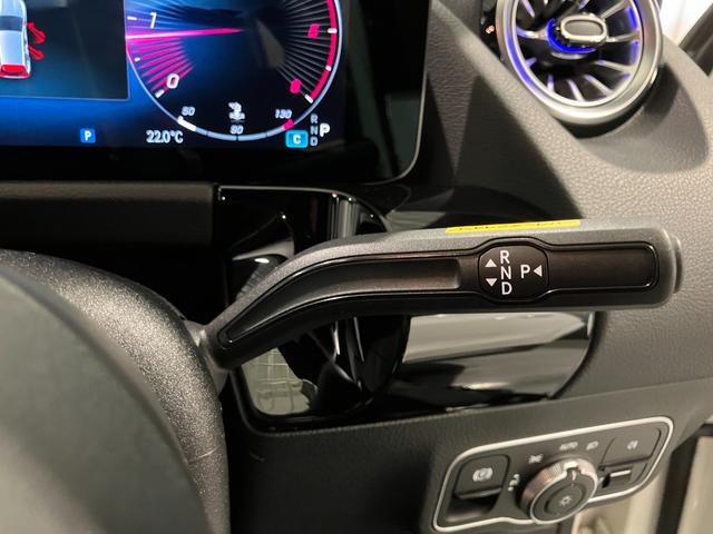 ＧＬＡクラス ＧＬＡ２００ｄ　４マチック　ＡＭＧラインパッケージ　認定中古車保証　オパリスホワイト　３６０度カメラシステム　メモリー付きパワーシート　マルチビームＬＥＤヘッドライト　本革巻スポーツステアリング　アダプティブダンピングシステム付サスペンション（25枚目）