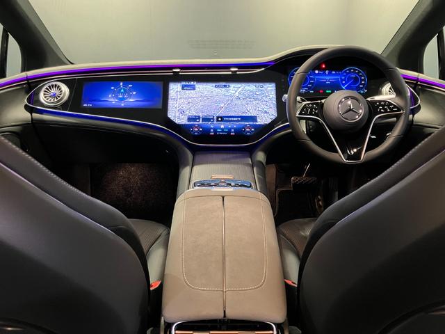 ＥＱＳ ＥＱＳ４５０＋　認定中古車　オブシディアンブラック　３６０°カメラシステム　リア・アクスルステアリング　ハイパースクリーン　ワイヤレスチャージング　アクティブアンビエントライト　フットトランクオープナー（13枚目）