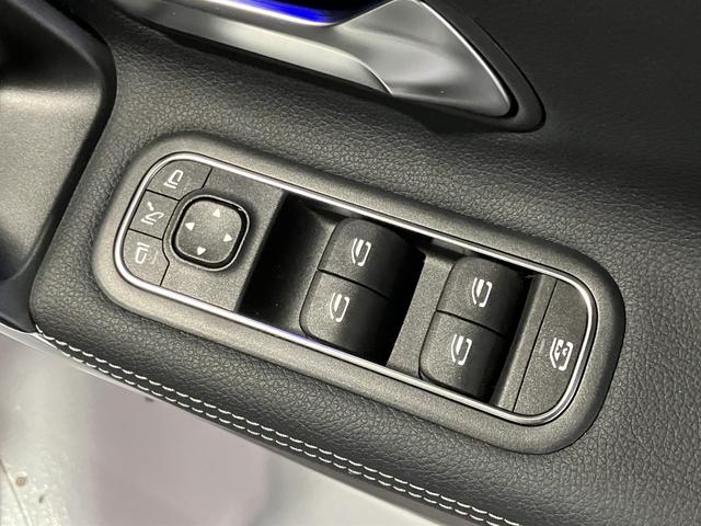 Ａクラス Ａ３５　４マチック　認定中古車　デジタルホワイト　アドバンスドパッケージ　ＡＭＧパフォーマンスパッケージ　パノラミックスライディングルーフ　３６０°カメラシステム　メモリー付きパワーシート　アンビエントライト（64枚目）