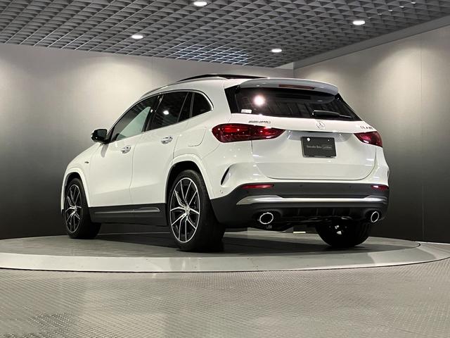 GLAクラス GLA35 4マチック 認定中古車 デジタルホワイト アドバンスドパッケージ 360°カメラシステム Burmesterサウンドシステム パノラミックスライディングルーフ メモリー付きパワーシート ワイヤレスチャージング(12枚目)