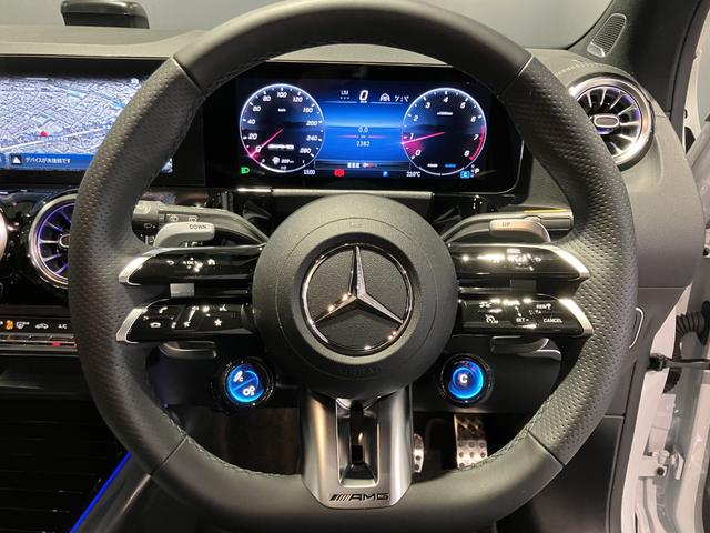 GLAクラス GLA35 4マチック 認定中古車 デジタルホワイト アドバンスドパッケージ 360°カメラシステム Burmesterサウンドシステム パノラミックスライディングルーフ メモリー付きパワーシート ワイヤレスチャージング(22枚目)