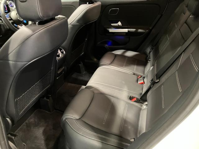 GLAクラス GLA35 4マチック 認定中古車 デジタルホワイト アドバンスドパッケージ 360°カメラシステム Burmesterサウンドシステム パノラミックスライディングルーフ メモリー付きパワーシート ワイヤレスチャージング(37枚目)