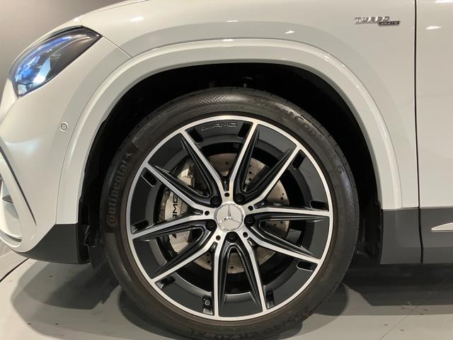 GLAクラス GLA35 4マチック 認定中古車 デジタルホワイト アドバンスドパッケージ 360°カメラシステム Burmesterサウンドシステム パノラミックスライディングルーフ メモリー付きパワーシート ワイヤレスチャージング(41枚目)