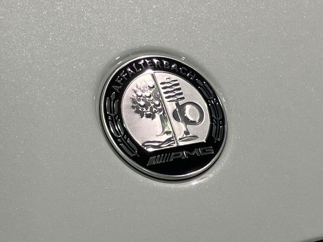 GLAクラス GLA35 4マチック 認定中古車 デジタルホワイト アドバンスドパッケージ 360°カメラシステム Burmesterサウンドシステム パノラミックスライディングルーフ メモリー付きパワーシート ワイヤレスチャージング(47枚目)