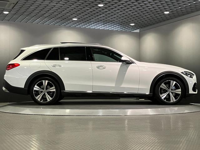 Cクラスオールテレイン C220d 4マチック オールテレイン 認定中古車 オパリスホワイト レザーエクスクルーシブパッケージ パノラミックスライディングルーフ 360°カメラシステム ヘッドアップディスプレイ メモリー付きパワーシート シートヒーター(9枚目)