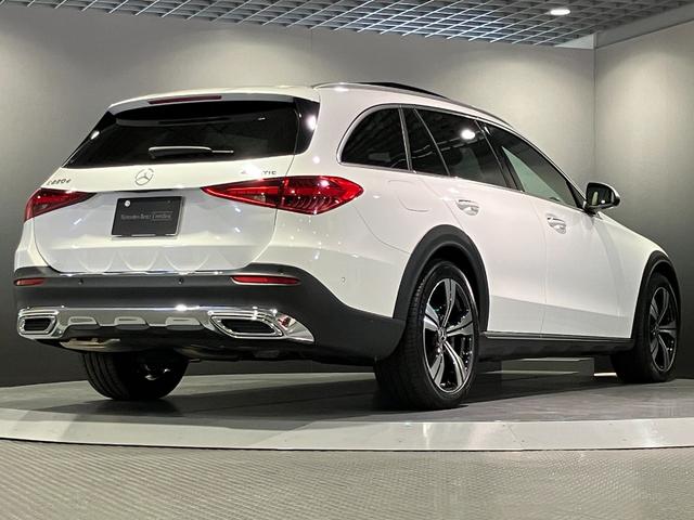 Cクラスオールテレイン C220d 4マチック オールテレイン 認定中古車 オパリスホワイト レザーエクスクルーシブパッケージ パノラミックスライディングルーフ 360°カメラシステム ヘッドアップディスプレイ メモリー付きパワーシート シートヒーター(10枚目)