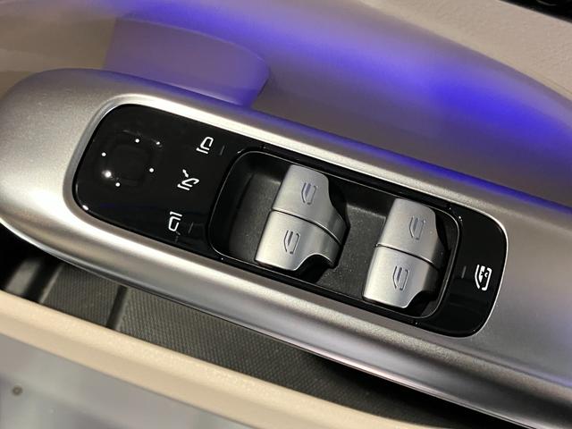 Cクラスオールテレイン C220d 4マチック オールテレイン 認定中古車 オパリスホワイト レザーエクスクルーシブパッケージ パノラミックスライディングルーフ 360°カメラシステム ヘッドアップディスプレイ メモリー付きパワーシート シートヒーター(31枚目)