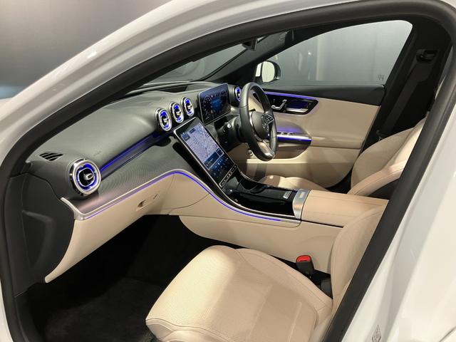 Cクラスオールテレイン C220d 4マチック オールテレイン 認定中古車 オパリスホワイト レザーエクスクルーシブパッケージ パノラミックスライディングルーフ 360°カメラシステム ヘッドアップディスプレイ メモリー付きパワーシート シートヒーター(44枚目)