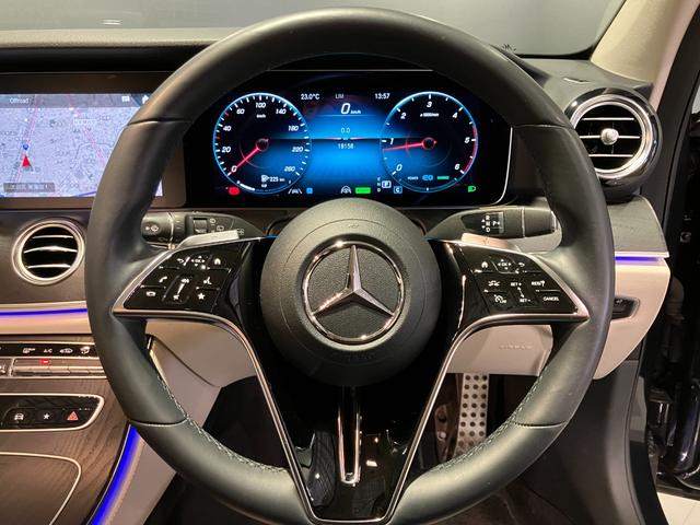 Eクラスオールテレイン E220d 4マチック オールテレイン 認定中古車 ノーティックブルー エクスクルーシブパッケージ パノラミックスライディングルーフ 360°カメラシステム Burmesterサウンドシステム ヘッドアップディスプレイ アンビエントライト(20枚目)