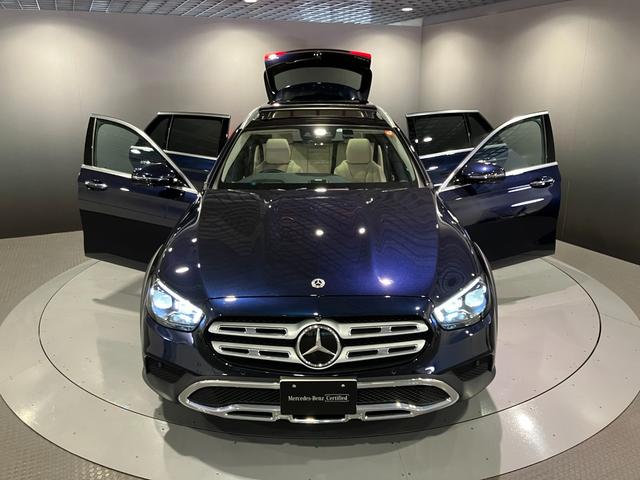 Eクラスオールテレイン E220d 4マチック オールテレイン 認定中古車 ノーティックブルー エクスクルーシブパッケージ パノラミックスライディングルーフ 360°カメラシステム Burmesterサウンドシステム ヘッドアップディスプレイ アンビエントライト(47枚目)