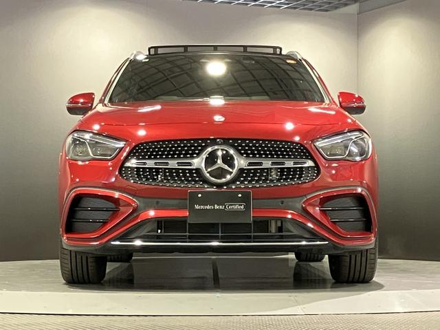 GLAクラス GLA180 AMGラインパッケージ 認定中古車 パタゴニアレッド AMGレザーエクスクルーシブパッケージ アドバンスドパッケージ パノラミックスライディングルーフ 360°カメラシステム Burmesterサウンドシステム(7枚目)