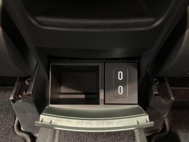 GLAクラス GLA180 AMGラインパッケージ 認定中古車 パタゴニアレッド AMGレザーエクスクルーシブパッケージ アドバンスドパッケージ パノラミックスライディングルーフ 360°カメラシステム Burmesterサウンドシステム(18枚目)