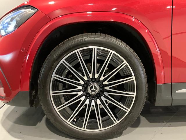 GLAクラス GLA180 AMGラインパッケージ 認定中古車 パタゴニアレッド AMGレザーエクスクルーシブパッケージ アドバンスドパッケージ パノラミックスライディングルーフ 360°カメラシステム Burmesterサウンドシステム(20枚目)