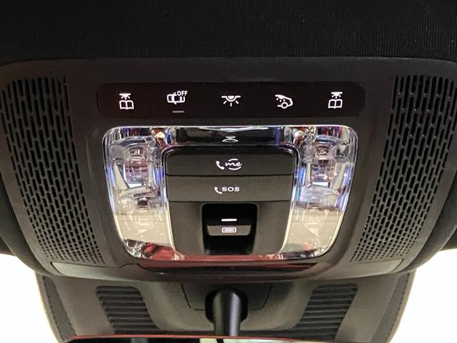 GLAクラス GLA180 AMGラインパッケージ 認定中古車 パタゴニアレッド AMGレザーエクスクルーシブパッケージ アドバンスドパッケージ パノラミックスライディングルーフ 360°カメラシステム Burmesterサウンドシステム(28枚目)