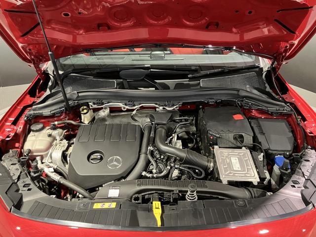 GLAクラス GLA180 AMGラインパッケージ 認定中古車 パタゴニアレッド AMGレザーエクスクルーシブパッケージ アドバンスドパッケージ パノラミックスライディングルーフ 360°カメラシステム Burmesterサウンドシステム(30枚目)