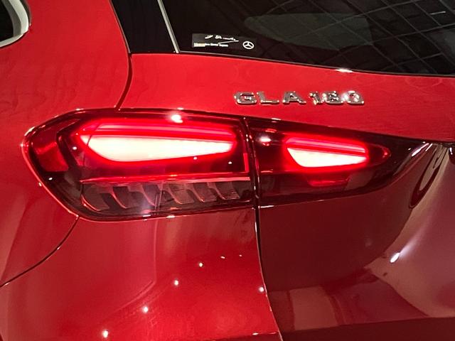 GLAクラス GLA180 AMGラインパッケージ 認定中古車 パタゴニアレッド AMGレザーエクスクルーシブパッケージ アドバンスドパッケージ パノラミックスライディングルーフ 360°カメラシステム Burmesterサウンドシステム(36枚目)