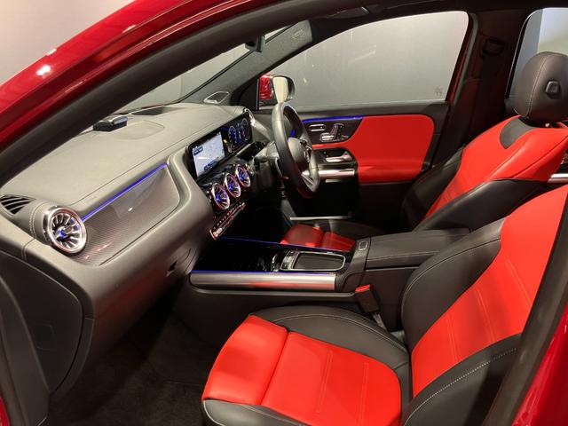 GLAクラス GLA180 AMGラインパッケージ 認定中古車 パタゴニアレッド AMGレザーエクスクルーシブパッケージ アドバンスドパッケージ パノラミックスライディングルーフ 360°カメラシステム Burmesterサウンドシステム(44枚目)