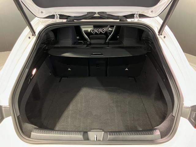 ＣＬＡクラス シューティングブレーク ＣＬＡ２００ｄ　シューティングブレークＡＭＧラインＰ　認定中古車　オブシディアンブラック　ＡＭＧラインパッケージ　ＡＭＧエクスクルーシブパッケージ　コンフォートパッケージ　パノラミックスライディングルーフ　アンビエントライト　３６０°カメラシステム（52枚目）