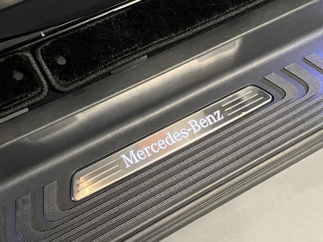 弊社はすべて正規認定中古車です。それは、世の中に存在する数ある中古車の中でも、メルセデス独自の厳しい基準をクリアした高品質な中古車です。