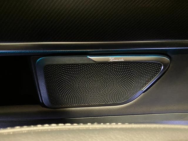 「認定中古車」は納車前整備がポイントです。メルセデス・ベンツの定める厳しい基準をクリアしたお車のみご案内させて頂きます。納車前整備はメーカー規定に基づき自社工場で入念に行なわれます。