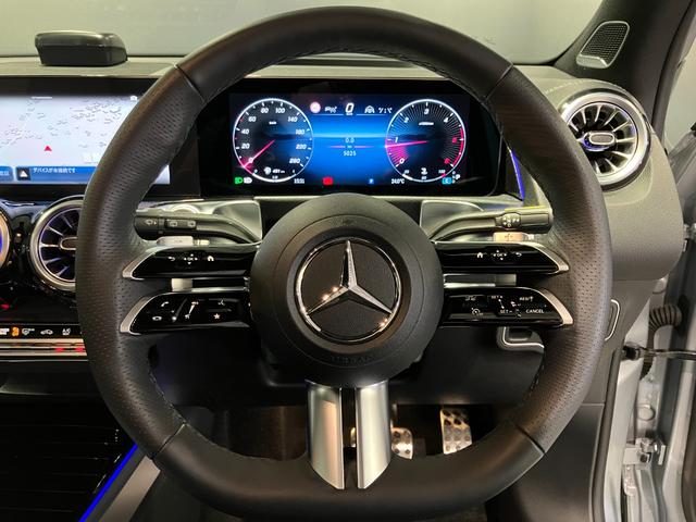 ＧＬＢ ＧＬＢ２００ｄ　４マチック　ＡＭＧラインパッケージ　認定中古車　コンフォートパッケージ　ＡＭＧレザーエクスクルーシブパッケージ　３６０度カメラシステム　アンビエントライト　メモリー付パワーシート　メタリックペイント　ハイテックシルバー（17枚目）