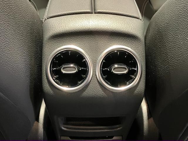 ＧＬＢ ＧＬＢ２００ｄ　４マチック　ＡＭＧラインパッケージ　認定中古車　コンフォートパッケージ　ＡＭＧレザーエクスクルーシブパッケージ　３６０度カメラシステム　アンビエントライト　メモリー付パワーシート　メタリックペイント　ハイテックシルバー（29枚目）