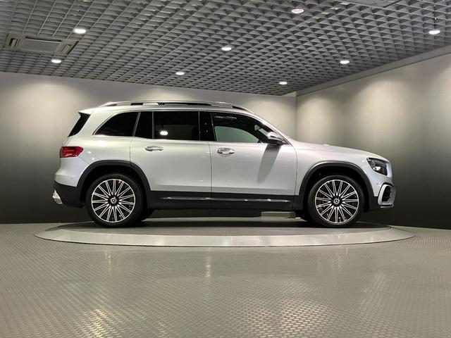 ＧＬＢ ＧＬＢ２００ｄ　４マチック　ＡＭＧラインパッケージ　認定中古車　コンフォートパッケージ　ＡＭＧレザーエクスクルーシブパッケージ　３６０度カメラシステム　アンビエントライト　メモリー付パワーシート　メタリックペイント　ハイテックシルバー（41枚目）