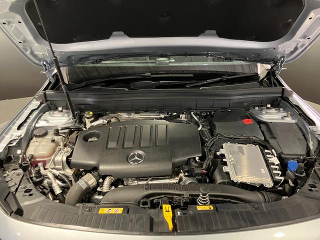 ＧＬＢ ＧＬＢ２００ｄ　４マチック　ＡＭＧラインパッケージ　認定中古車　コンフォートパッケージ　ＡＭＧレザーエクスクルーシブパッケージ　３６０度カメラシステム　アンビエントライト　メモリー付パワーシート　メタリックペイント　ハイテックシルバー（46枚目）