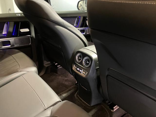 Ｇクラス Ｇ６３　認定中古車　ＡＭＧカーボンファイバーインテリアトリム　ＡＭＧレザーエクスクルーシブパッケージ　３６０°カメラシステム　Ｂｕｒｍｅｓｔｅｒサウンドシステム　ガラススライディングルーフ（31枚目）
