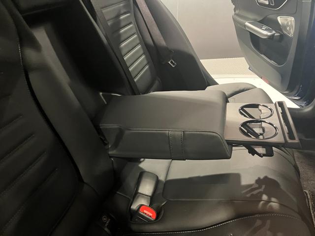 Ｃクラス Ｃ３５０ｅスポーツ　認定中古車　レーダーセーフティパッケージ　３６０°カメラシステム　アンビエントライト　パノラミックスライディングルーフ　ＡＭＧラインパッケージ　メタリックペイント　スペクトラルブルー（31枚目）