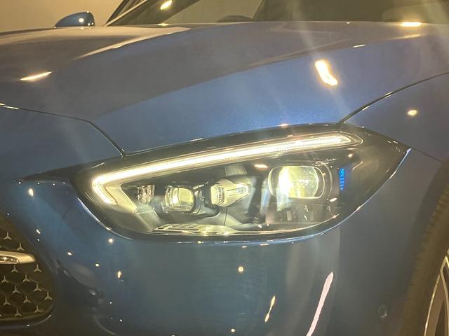 Ｃクラス Ｃ３５０ｅスポーツ　認定中古車　レーダーセーフティパッケージ　３６０°カメラシステム　アンビエントライト　パノラミックスライディングルーフ　ＡＭＧラインパッケージ　メタリックペイント　スペクトラルブルー（33枚目）