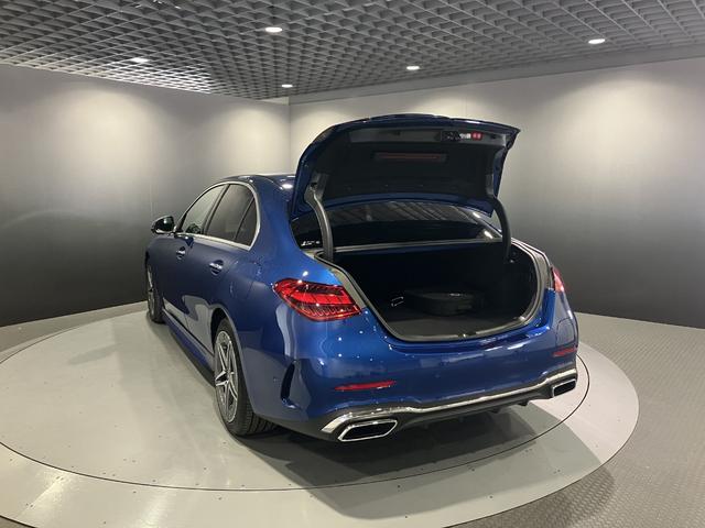 Ｃクラス Ｃ３５０ｅスポーツ　認定中古車　レーダーセーフティパッケージ　３６０°カメラシステム　アンビエントライト　パノラミックスライディングルーフ　ＡＭＧラインパッケージ　メタリックペイント　スペクトラルブルー（56枚目）