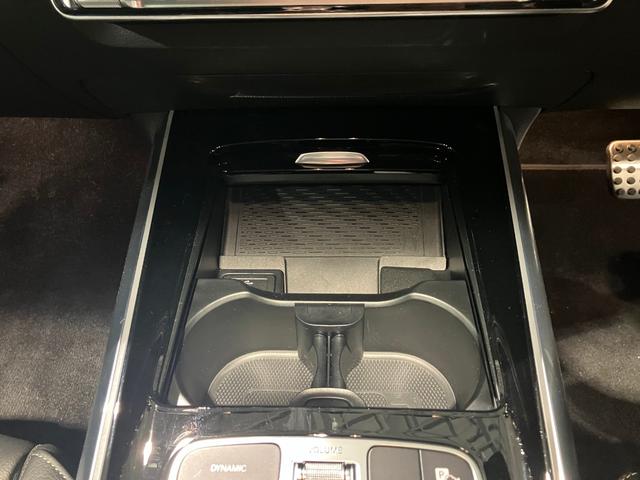 ＧＬＡクラス ＧＬＡ１８０　ＡＭＧレザーエクスクルーシブパッケージ　認定中古車　パノラミックスライディングルーフ　ＡＭＧラインパッケージ　３６０°カメラシステム　アドバンスドパッケージ　メモリー付パワーシート　シートヒーター　アンビエントライト　ＡＲナビゲーション（27枚目）