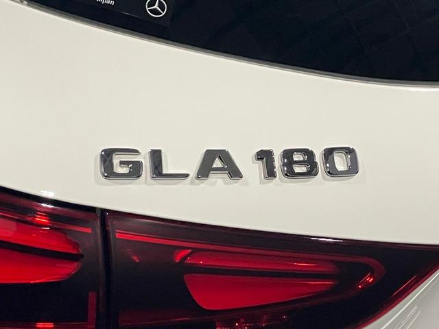 ＧＬＡクラス ＧＬＡ１８０　ＡＭＧレザーエクスクルーシブパッケージ　認定中古車　パノラミックスライディングルーフ　ＡＭＧラインパッケージ　３６０°カメラシステム　アドバンスドパッケージ　メモリー付パワーシート　シートヒーター　アンビエントライト　ＡＲナビゲーション（52枚目）