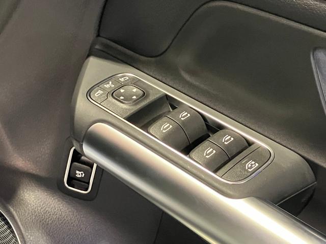 ＧＬＡクラス ＧＬＡ１８０　ＡＭＧレザーエクスクルーシブパッケージ　認定中古車　パノラミックスライディングルーフ　ＡＭＧラインパッケージ　３６０°カメラシステム　アドバンスドパッケージ　メモリー付パワーシート　シートヒーター　アンビエントライト　ＡＲナビゲーション（68枚目）