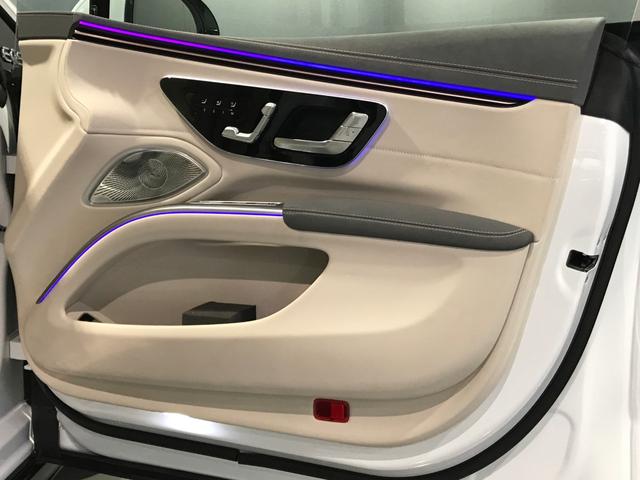 ＥＱＳ ＥＱＳ４５０＋　認定中古車　エクスクルーシブパッケージ　ベーシックパッケージ　パノラミックスライディングルーフ（18枚目）