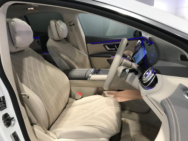 ＥＱＳ ＥＱＳ４５０＋　認定中古車　エクスクルーシブパッケージ　ベーシックパッケージ　パノラミックスライディングルーフ（39枚目）