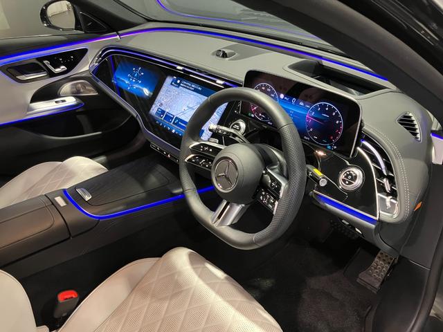 Eクラスステーションワゴン E200ステーションワゴンアバギャルドAMGラインP 認定中古車 デジタルインテリアパッケージ レザーエクスクルーシブパッケーシ アドバンスドパッケージ デジタルライト ヘッドアップディスプレイパノラミックスライディングルーフ グラファイトグレー(13枚目)