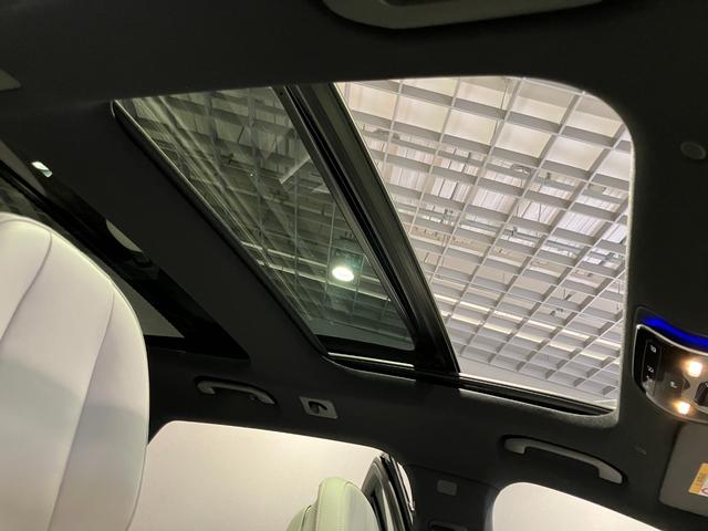 Eクラスステーションワゴン E200ステーションワゴンアバギャルドAMGラインP 認定中古車 デジタルインテリアパッケージ レザーエクスクルーシブパッケーシ アドバンスドパッケージ デジタルライト ヘッドアップディスプレイパノラミックスライディングルーフ グラファイトグレー(14枚目)
