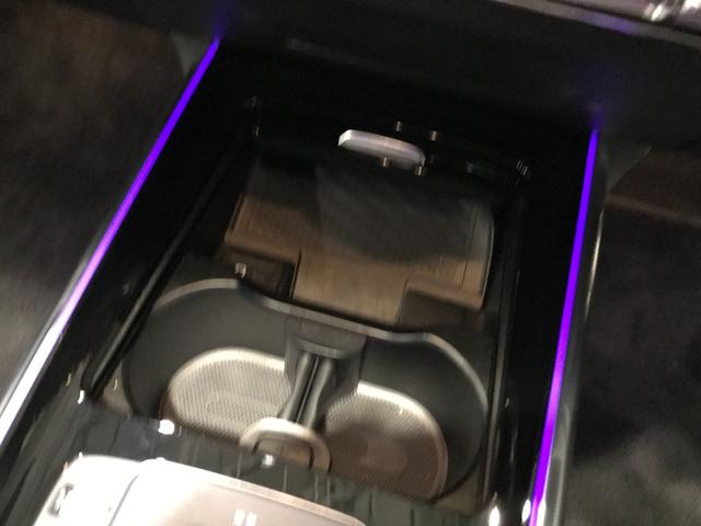 GLAクラス GLA35 4マチック 認定中古車 AMGパフォーマンスパッケージ AMGアドバンスドパッケージ パノラミックスライディングルーフ ナビゲーションパッケージ アンビエントライト メモリー付パワーシート シートヒーター(26枚目)