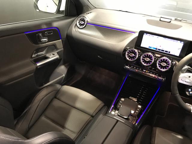 GLAクラス GLA35 4マチック 認定中古車 AMGパフォーマンスパッケージ AMGアドバンスドパッケージ パノラミックスライディングルーフ ナビゲーションパッケージ アンビエントライト メモリー付パワーシート シートヒーター(61枚目)
