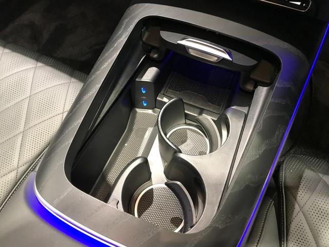 Eクラスステーションワゴン E200ステーションワゴンアバギャルドAMGラインP 認定中古車 AMGラインパッケージ レザーエクスクルーシブパッケージ デジタルインテリアパッケージ アドバンスドパッケージ パノラミックスライディングルーフ メタリックペイント メモリー付パワーシート(26枚目)