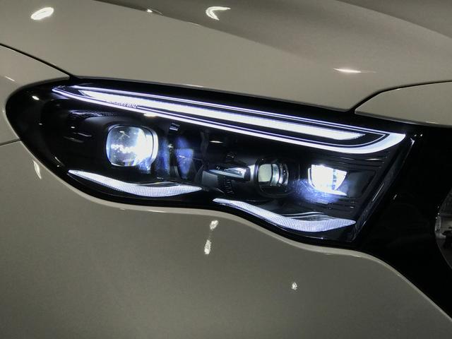 Eクラスステーションワゴン E200ステーションワゴンアバギャルドAMGラインP 認定中古車 AMGラインパッケージ レザーエクスクルーシブパッケージ デジタルインテリアパッケージ アドバンスドパッケージ パノラミックスライディングルーフ メタリックペイント メモリー付パワーシート(32枚目)