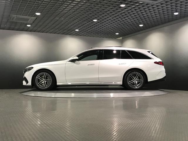 Eクラスステーションワゴン E200ステーションワゴンアバギャルドAMGラインP 認定中古車 AMGラインパッケージ レザーエクスクルーシブパッケージ デジタルインテリアパッケージ アドバンスドパッケージ パノラミックスライディングルーフ メタリックペイント メモリー付パワーシート(35枚目)