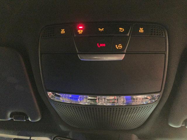 �V���v���ɂ܂Ƃ߂�ꂽ�X�C�b�`�ނ́A�N������Ă��X�g���X�������삪�o����悤�ȃf�U�C���ƂȂ��Ă���܂��B